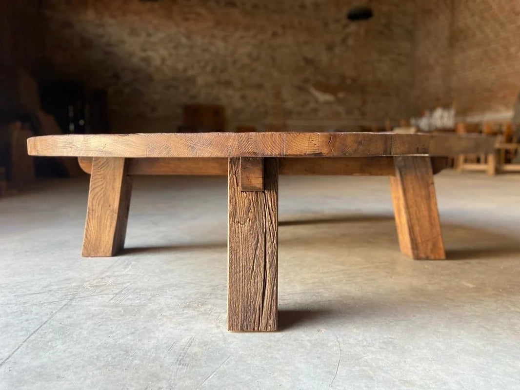 Reclaimed Barn Wood Coffee Table – Rustic round Handmade Living Room Furniture
